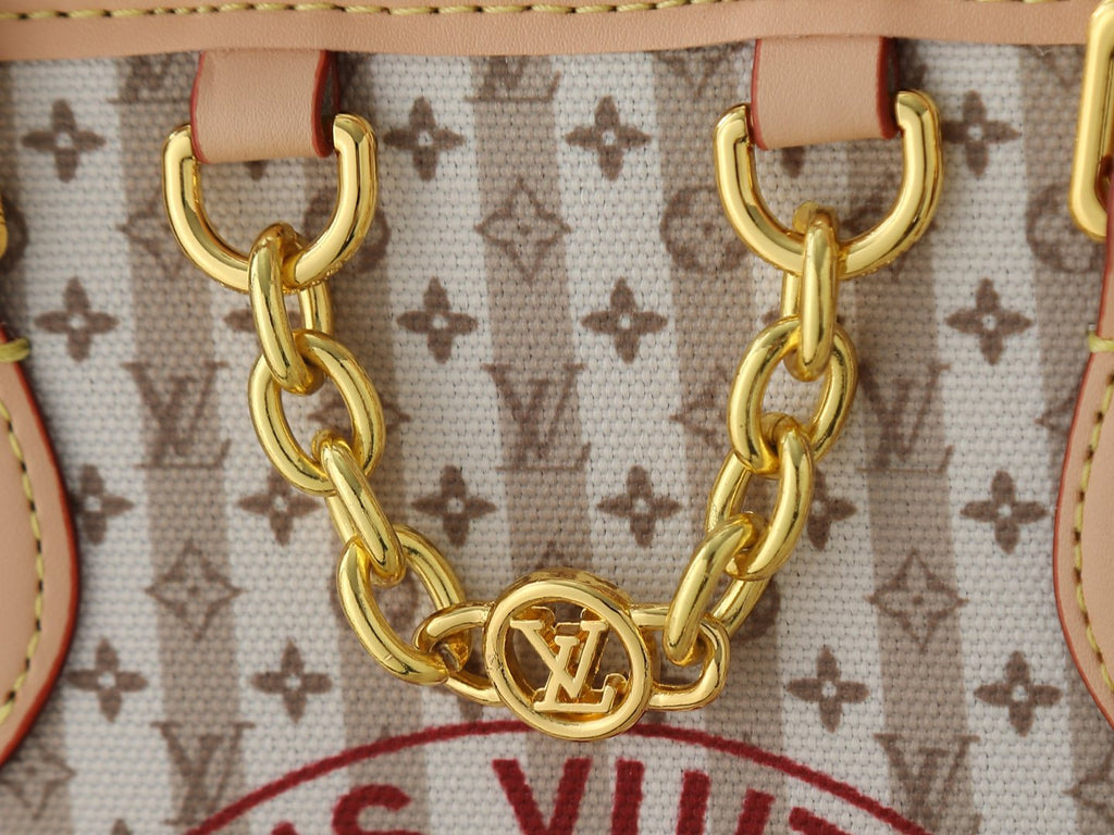 Louis Vuitton Stamp OnTheGo Monogram Tote — detail