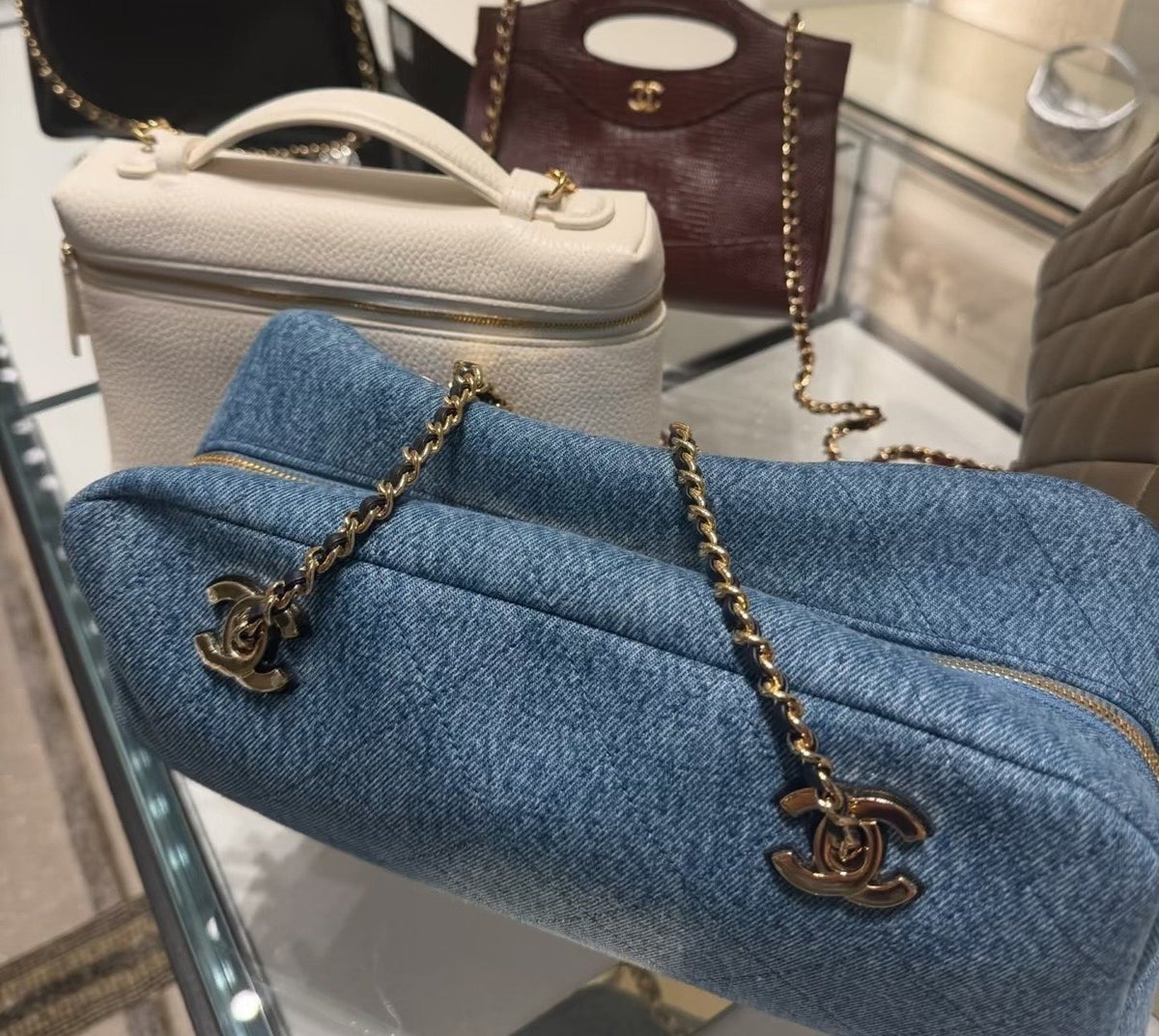 Chanel Rounded Baguette Chain Shoulder Bag — detail