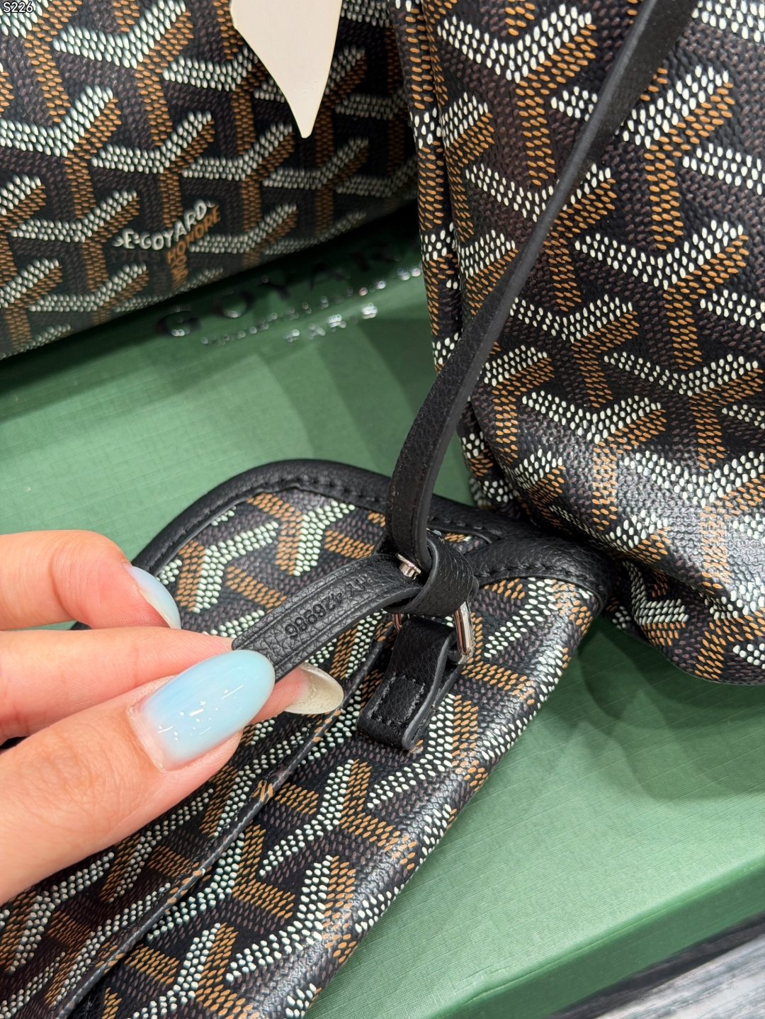 Goyard Patterned Hobo Shoulder Bag — detail