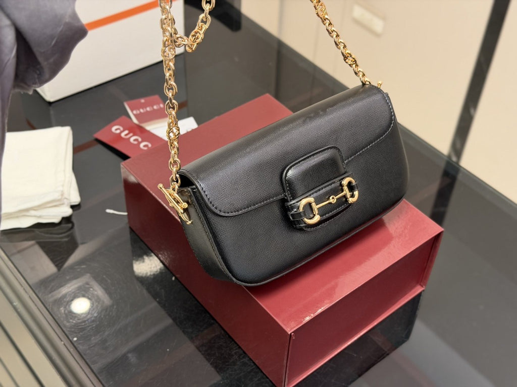 Gucci 1955 Horsebit Flap Shoulder Bag — front