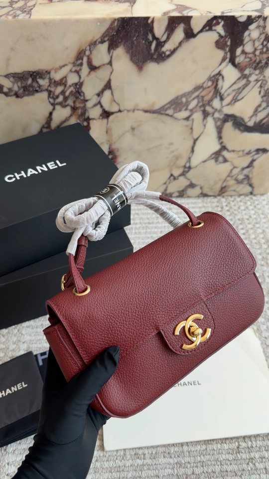 Chanel Maxi Flap Leather Shoulder Bag — hero