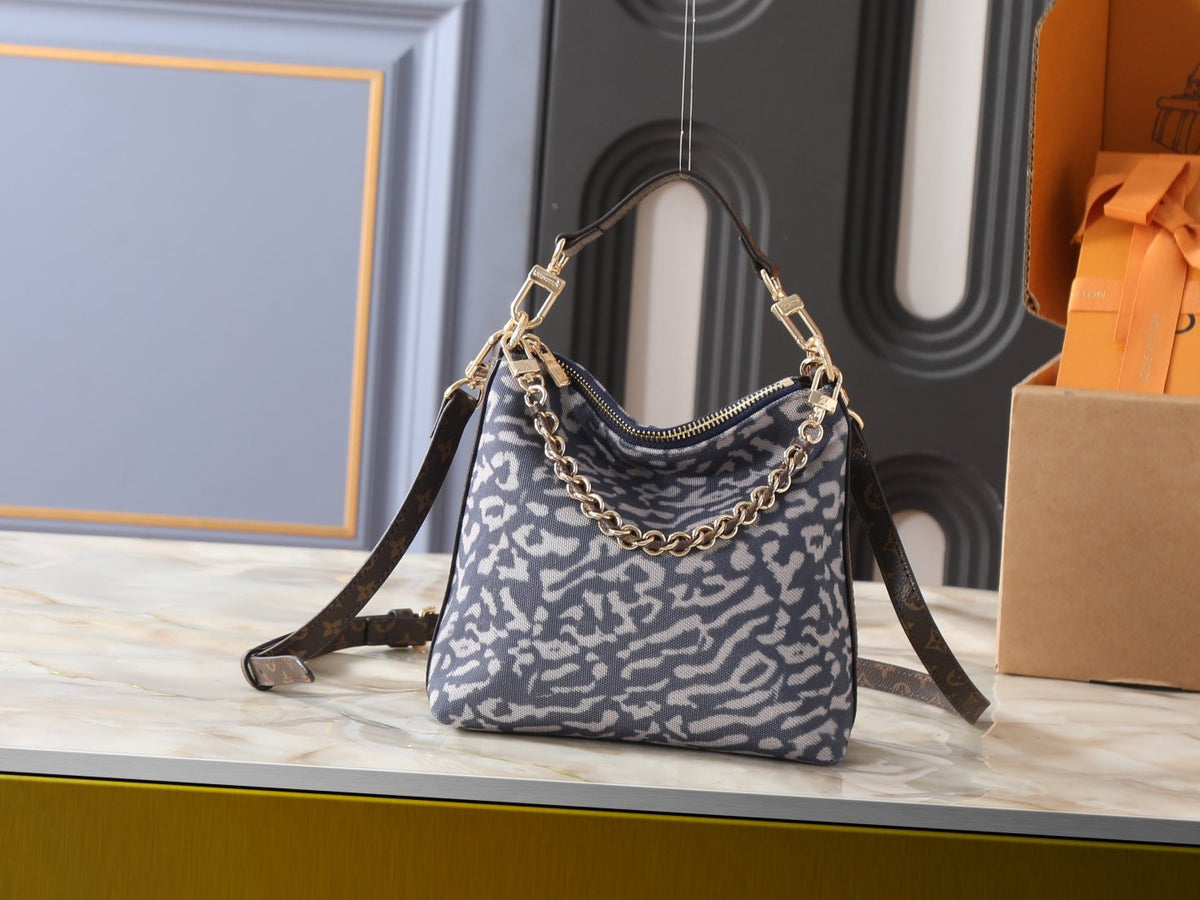 Louis Vuitton Multipass Blue-Gray Patterned Shoulder Bag — hero