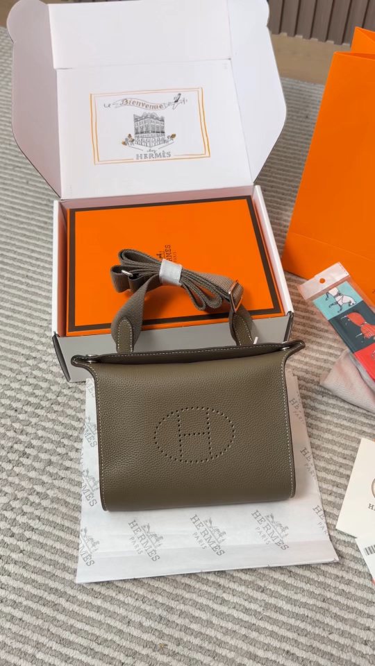 Hermès Videpoche Perforated H Crossbody Bag — front