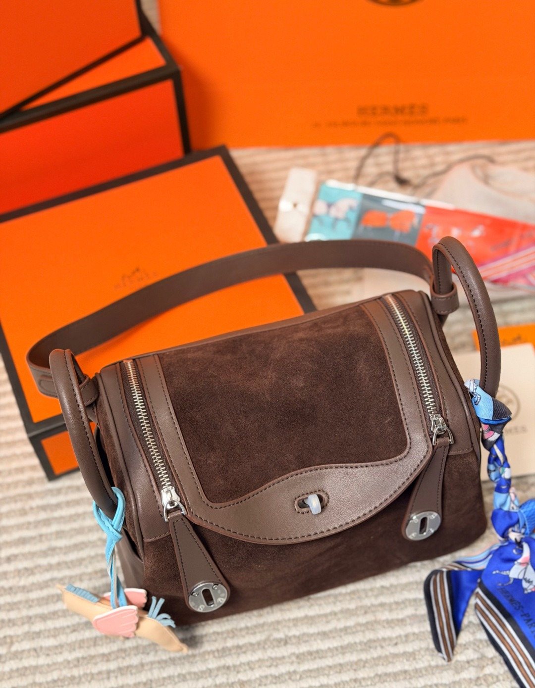 Hermès Lindy Textured Handbag — front