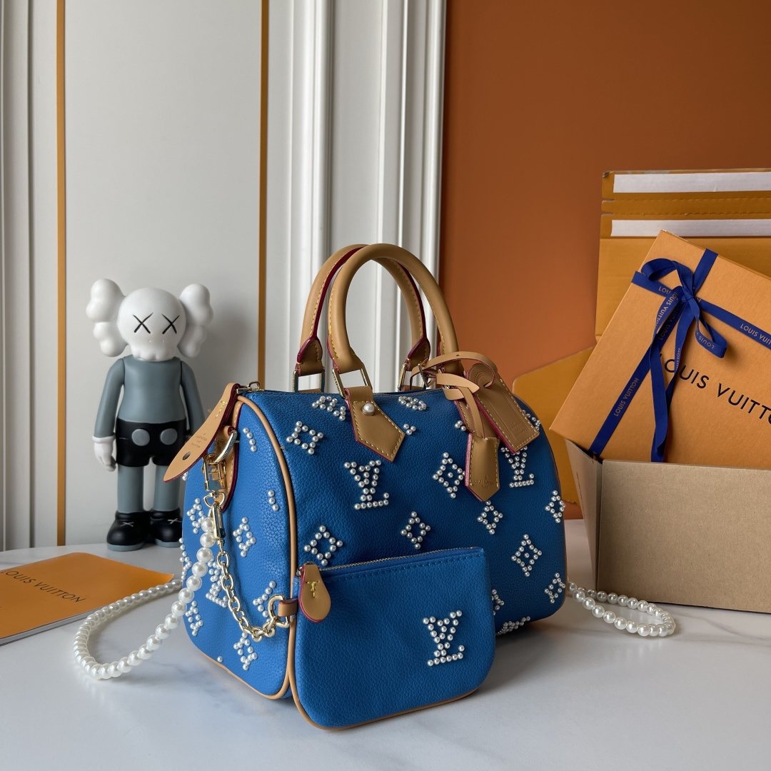 Louis Vuitton Speedy Bandoulière Pearl-Like Motif Satchel — front