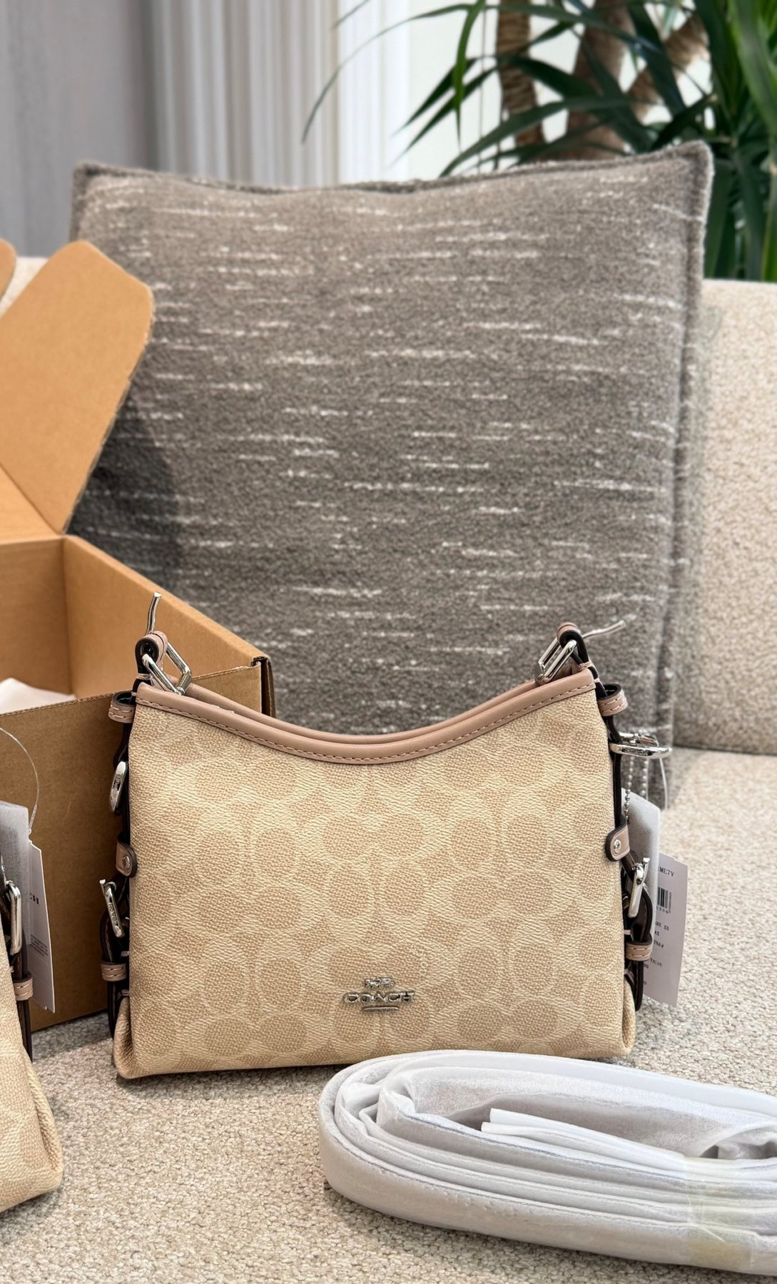 Coach Laurel Signature Shoulder Bag — front